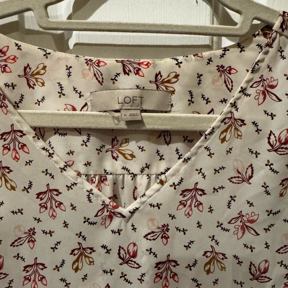 LOFT Floral Print V-Neck Blouse - Picture 3 of 5